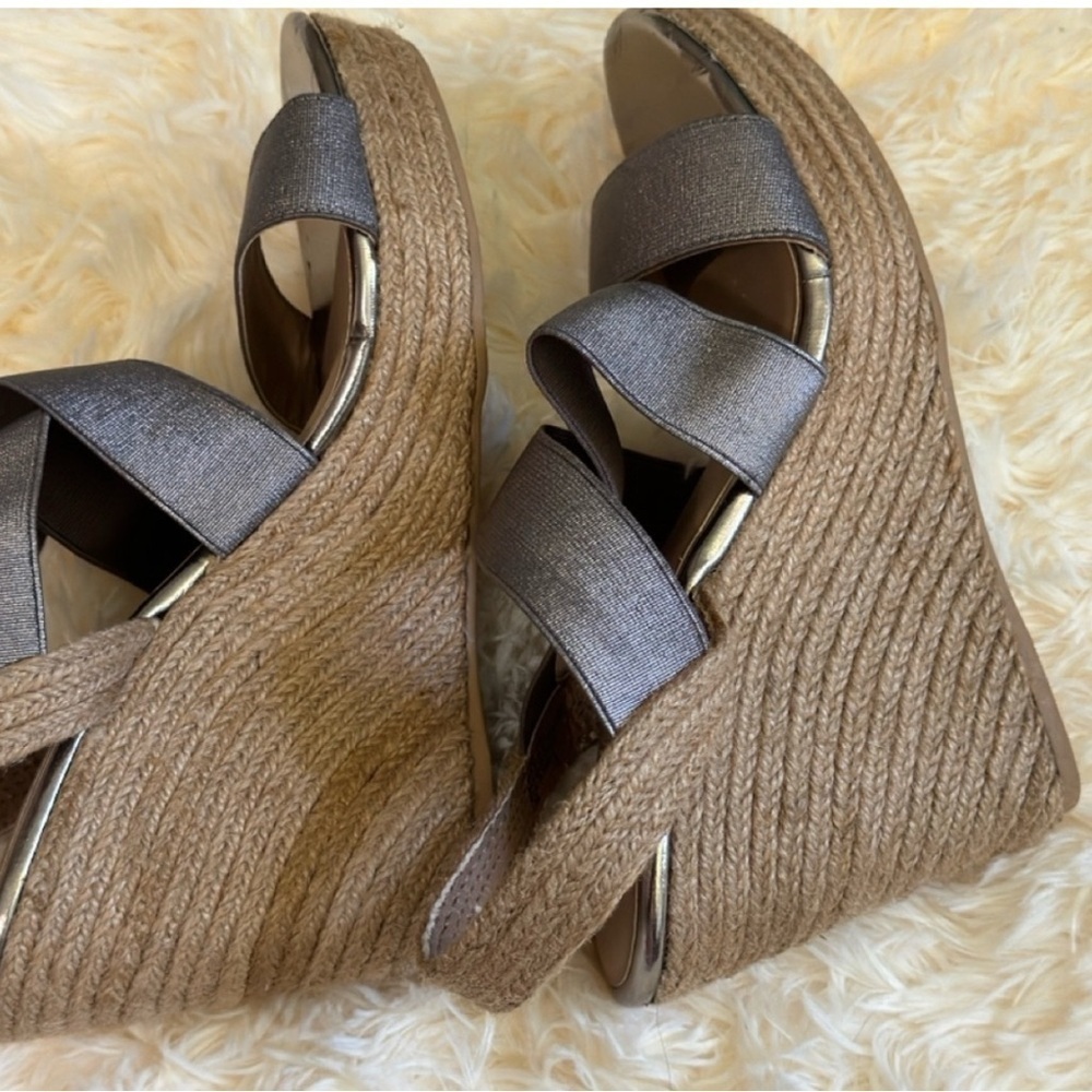 Yellow Box pewter wedges, silver metallic, ankle strap, espadrille, women’s Sz 8 - Picture 5 of 5